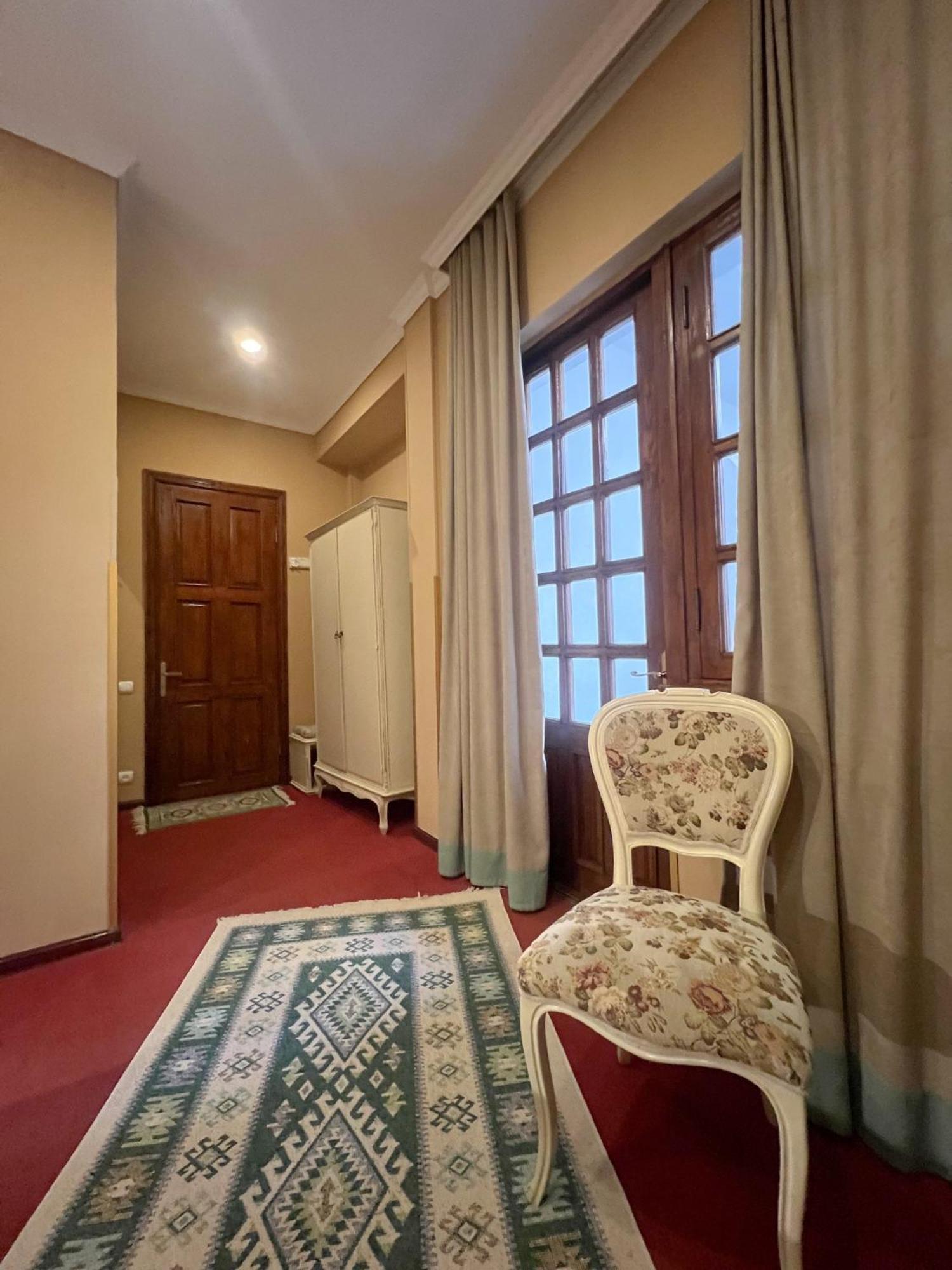 Madera Hotel Tbilisi Luaran gambar