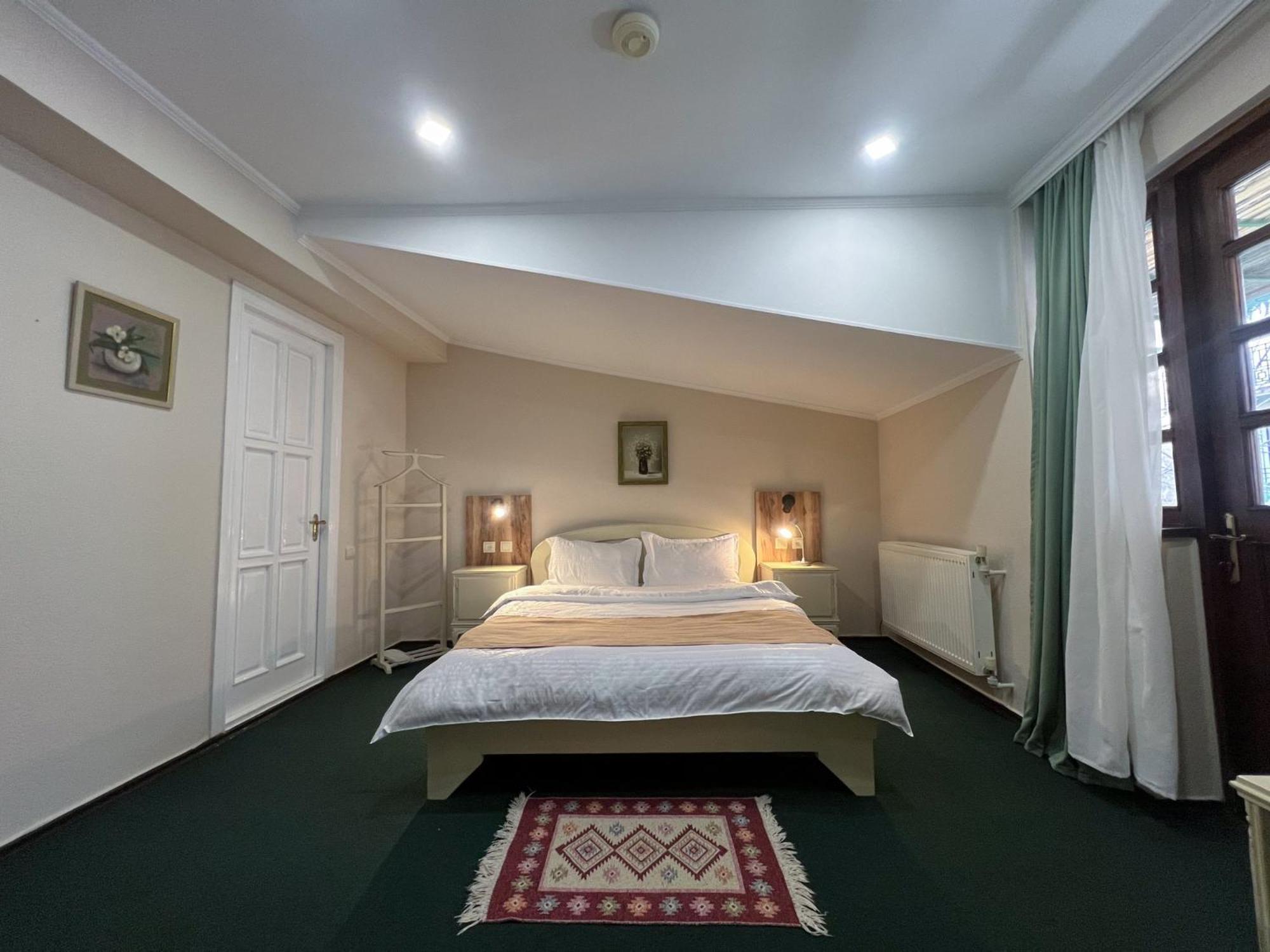 Madera Hotel Tbilisi Luaran gambar
