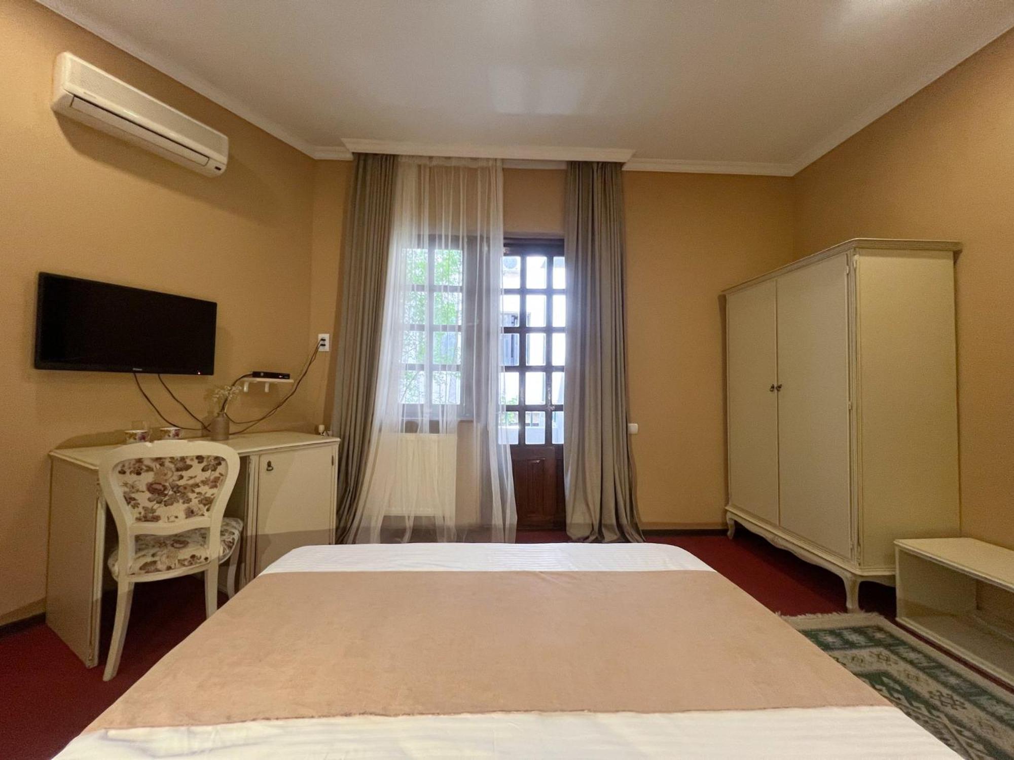 Madera Hotel Tbilisi Luaran gambar