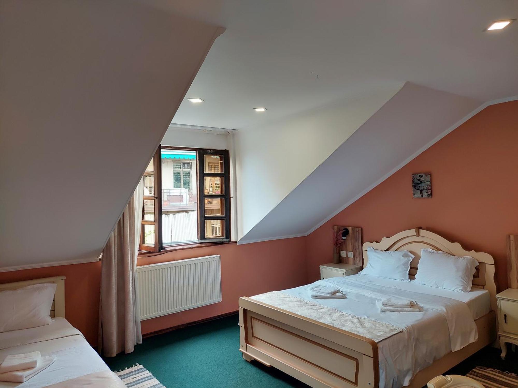 Madera Hotel Tbilisi Luaran gambar