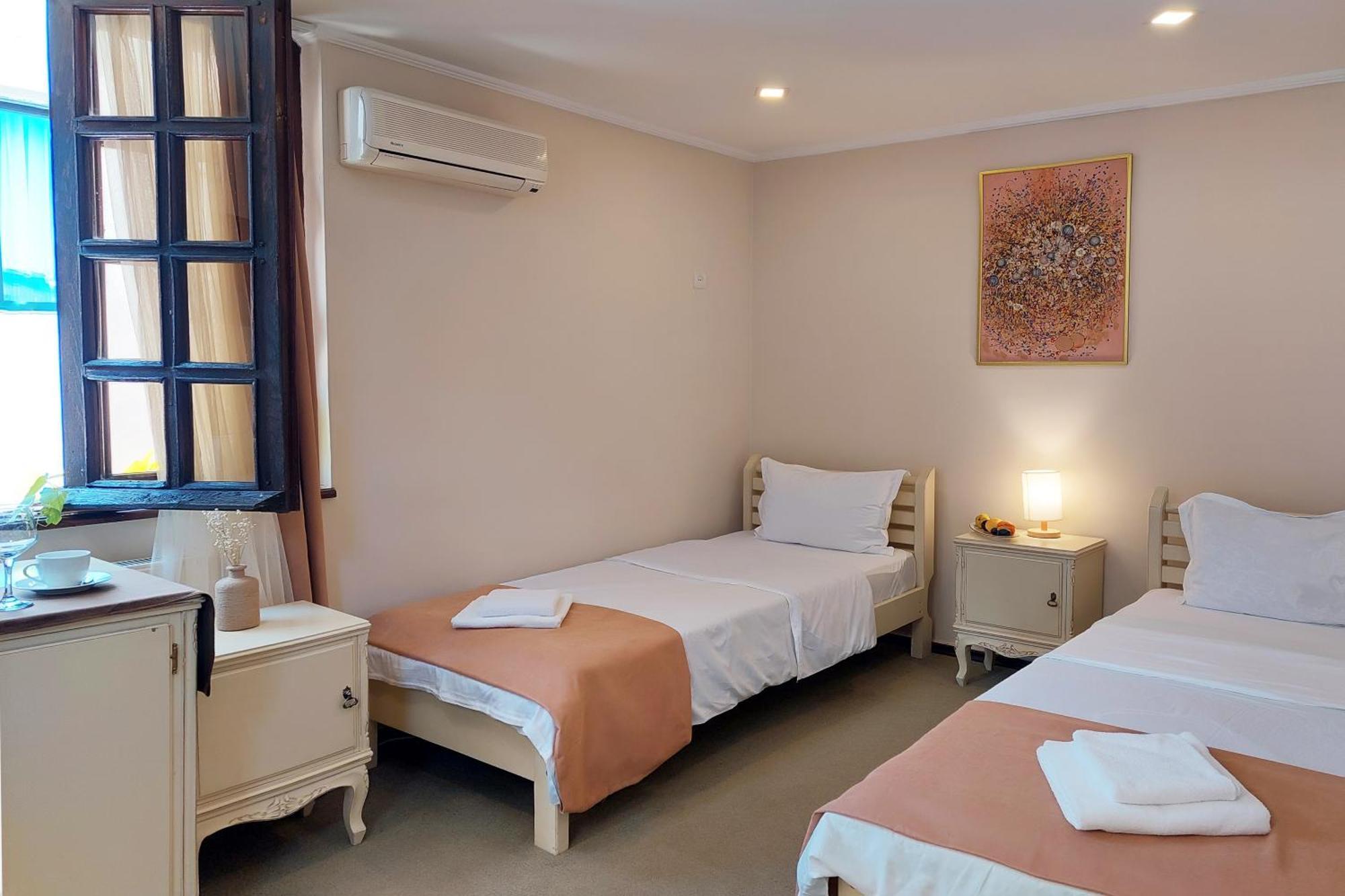 Madera Hotel Tbilisi Luaran gambar